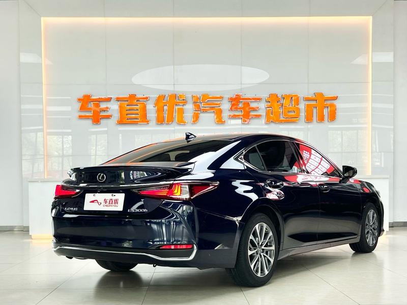 Lexus ES, 2022 — фото 5 из 12