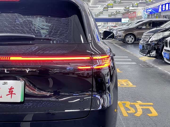 Geely Galaxy Starship 7, 2025 — фото 7 из 9