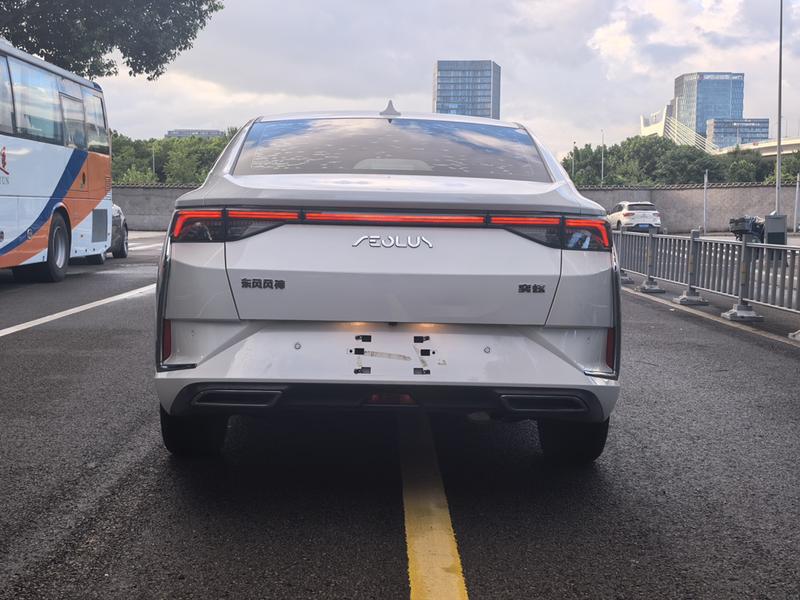 Dongfeng Aeolus Yixuan, 2022 — фото 6 из 12