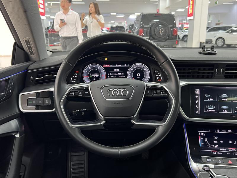 Audi A7L, 2023 — фото 10 из 12