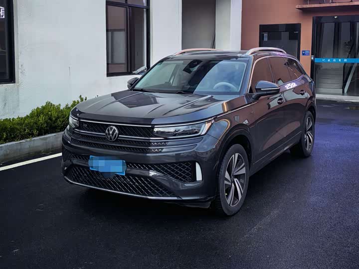 Volkswagen Tavendor, 2023 — купить в Санкт-Петербурге под ключ