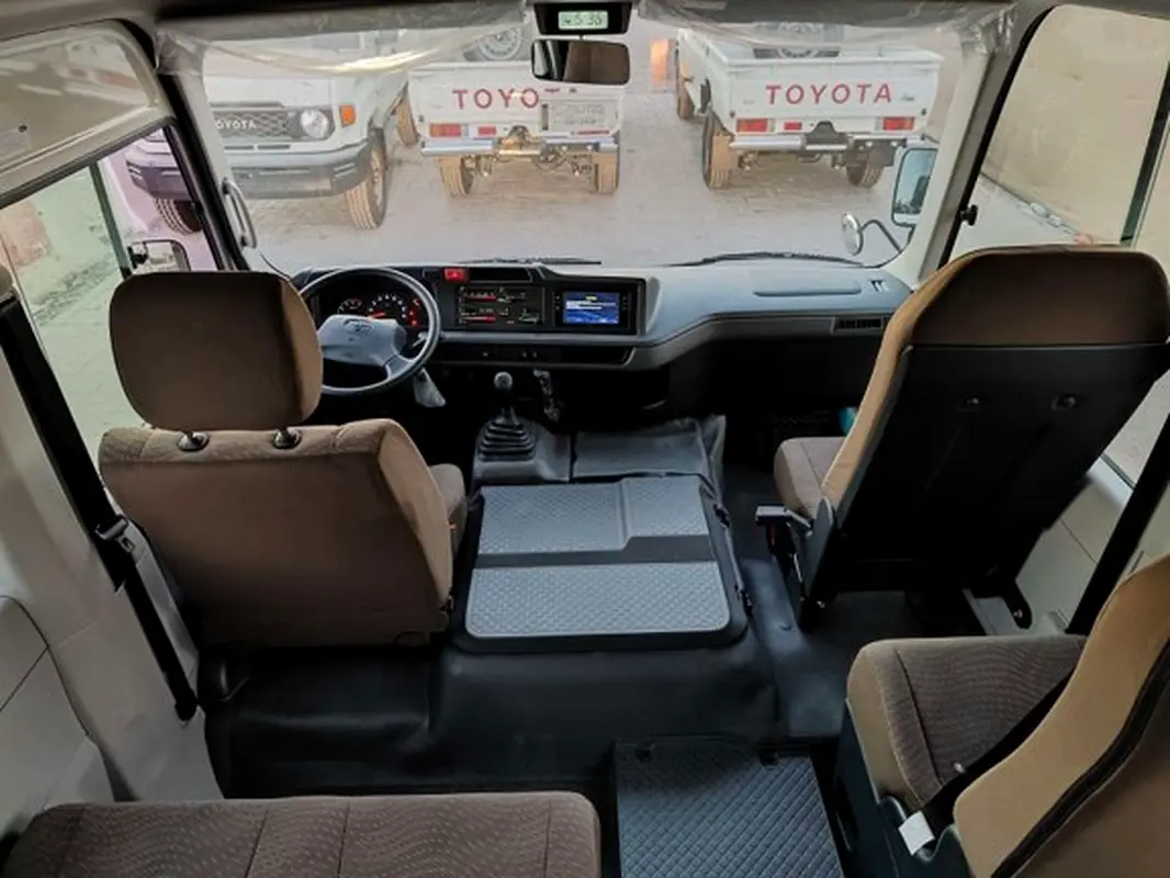 Toyota Coaster, 2026 — фото 4 из 10