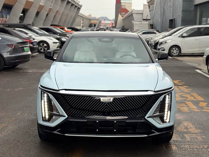 Cadillac Lyriq, 2022 — фото 2 из 9