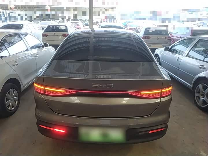 BYD Seal 05 DM-i Hybrid, 2025 — фото 6 из 9