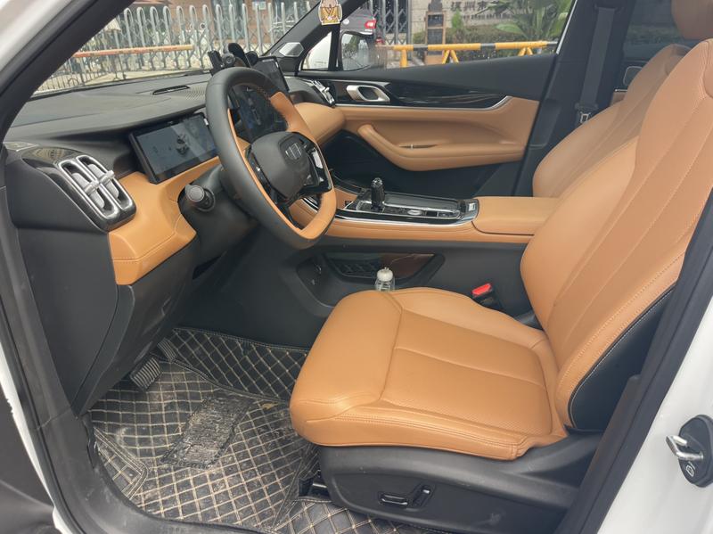 Geely Atlas L, 2025 — фото 12 из 12