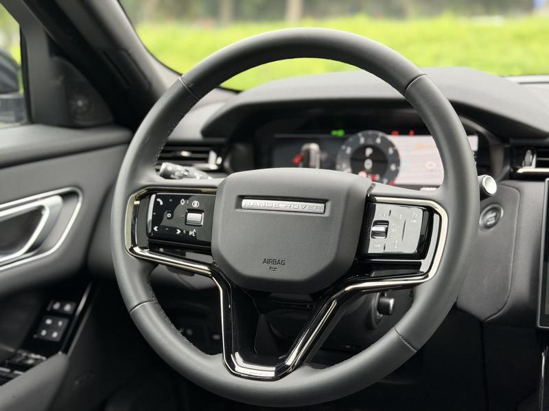 Land Rover Range Rover Velar, 2024 — фото 9 из 12