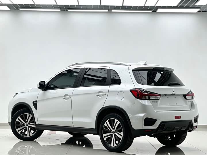 Mitsubishi ASX, 2022 — фото 3 из 9