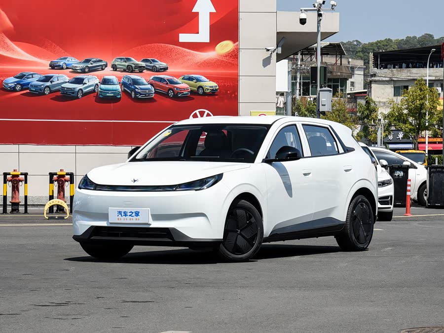 BAIC Arcfox T1, 2026 — купить в Саратове под ключ