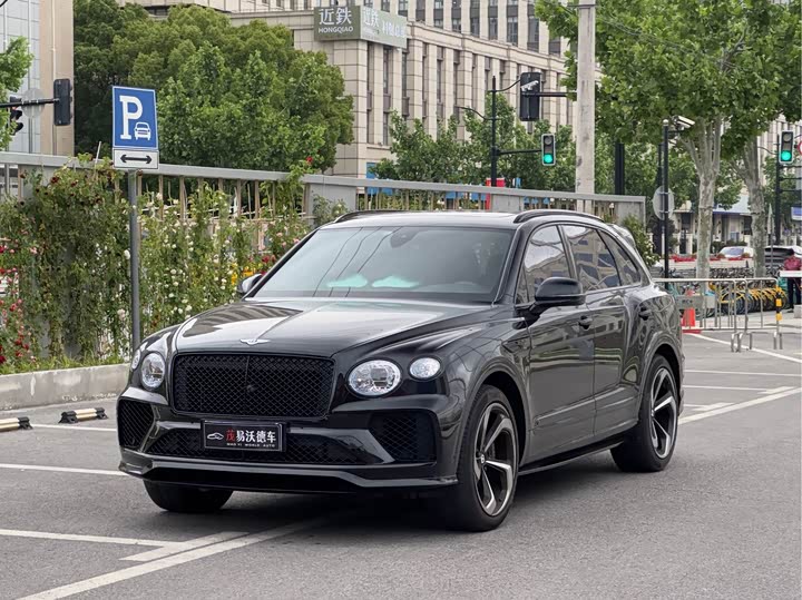 Bentley Bentayga, 2022 — купить в Рязани под ключ