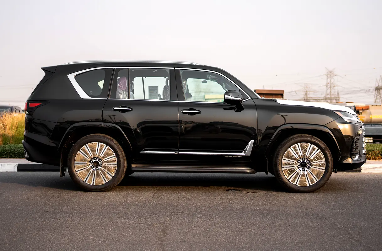Lexus LX-Series, 2026 — фото 2 из 10