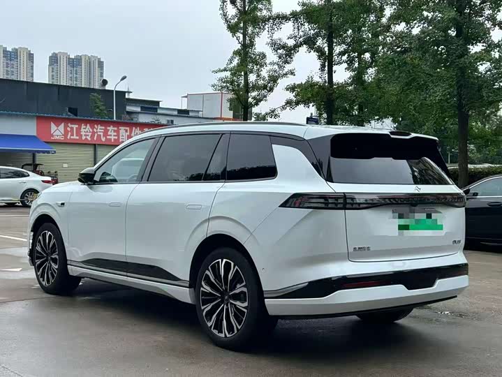 Dongfeng Yipai eπ 008, 2025 — фото 7 из 9