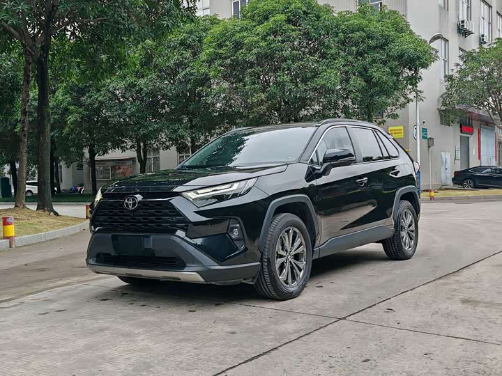 Toyota RAV4, 2024 — купить в Твери под ключ