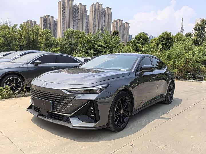 Changan UNI-V, 2022 — купить в Москве под ключ