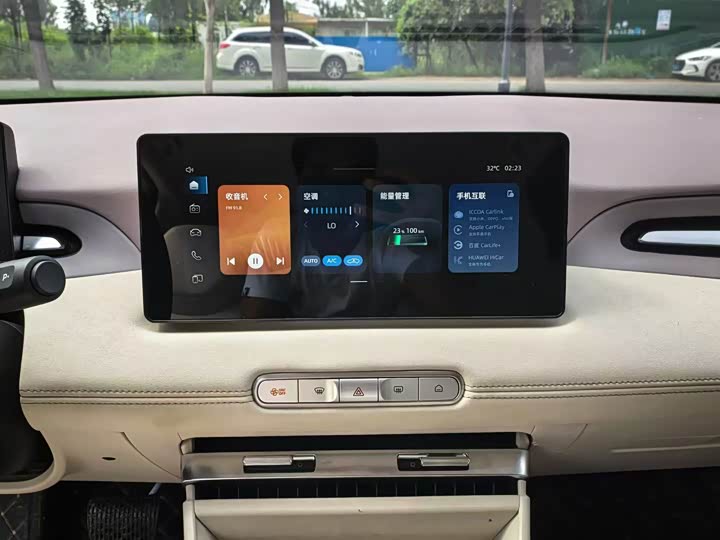 MG Motor 4 EV, 2025 — фото 6 из 9