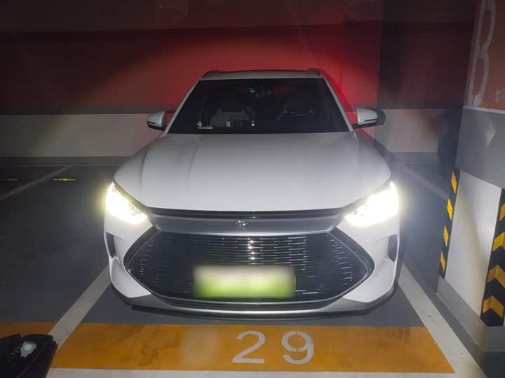 BYD Song Plus Hybrid/EV, 2022 — фото 2 из 9
