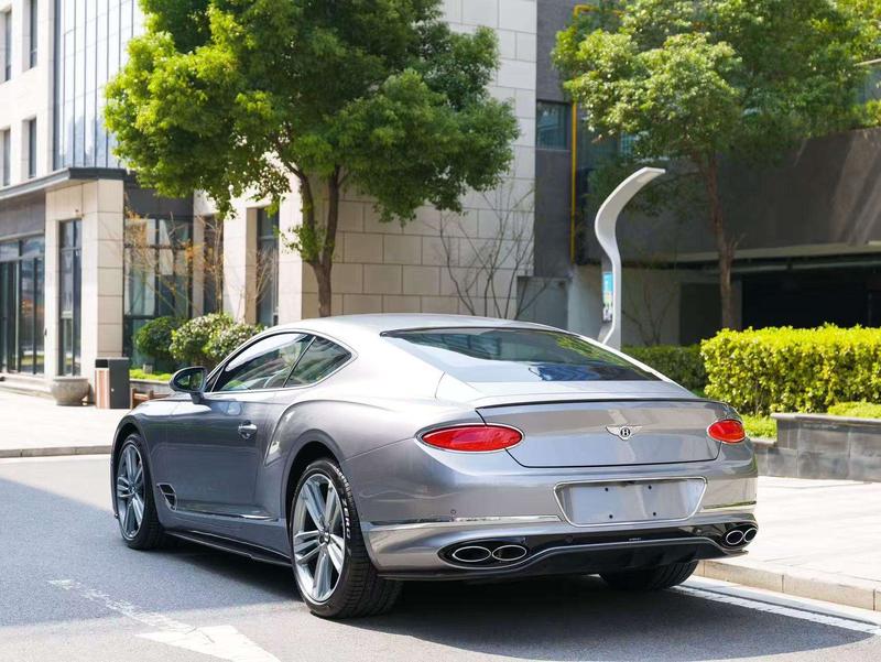 Bentley Continental GT, 2023 — фото 4 из 11