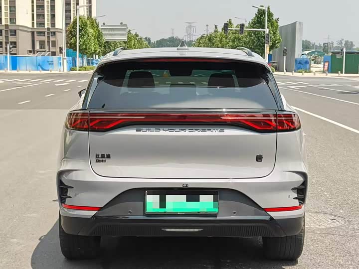 BYD Tang Hybrid/EV, 2024 — фото 8 из 9