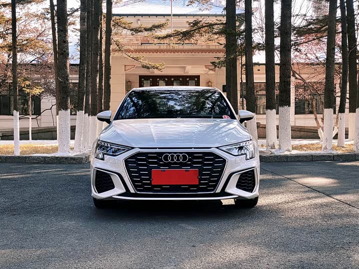 Audi A3, 2023 — фото 2 из 9
