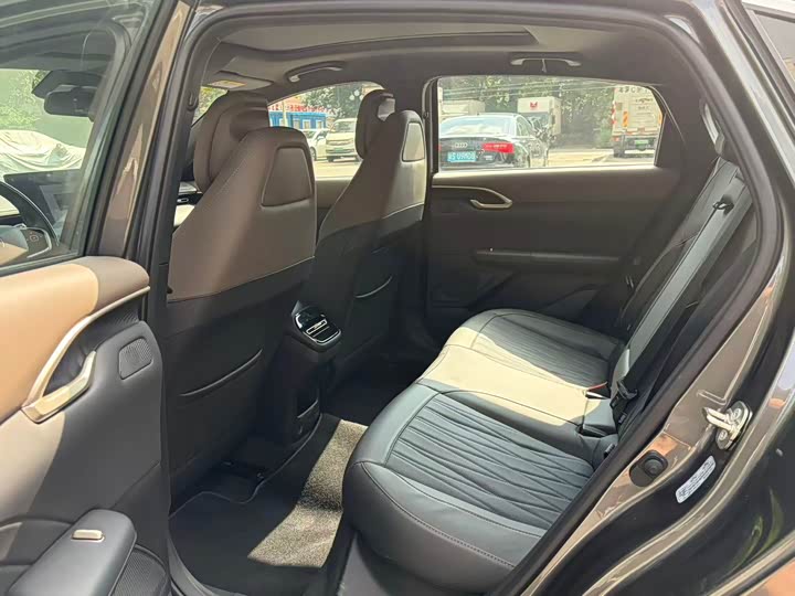 Changan Eado Plus, 2025 — фото 6 из 9
