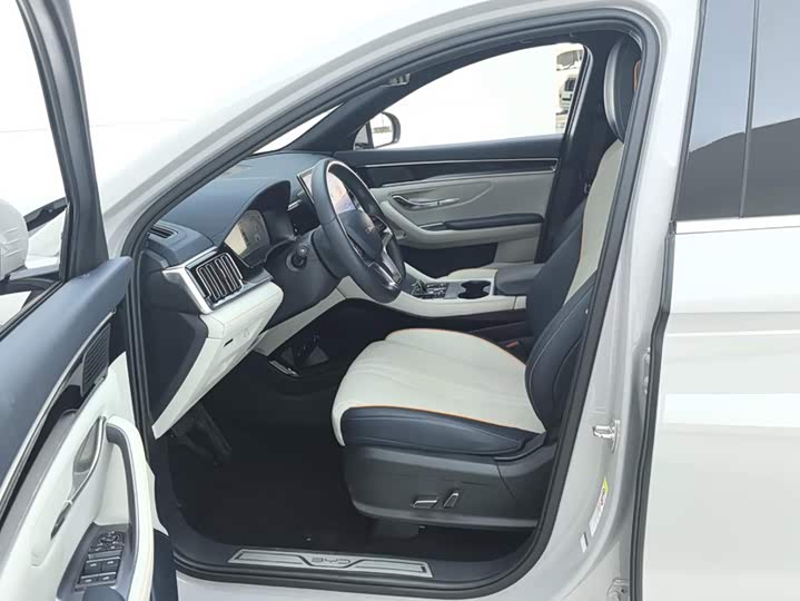 BYD Song Plus Hybrid/EV, 2024 — фото 9 из 9