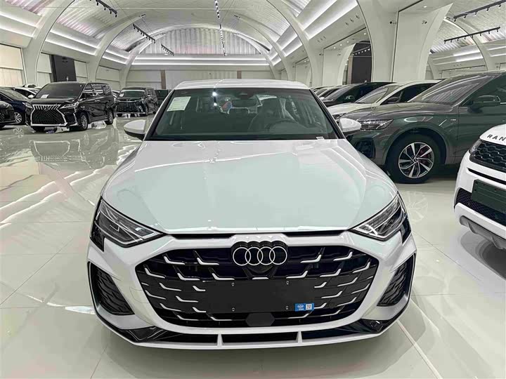 Audi A3, 2025 — фото 2 из 9