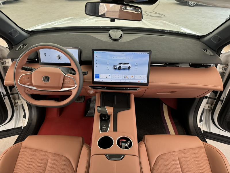 Changan UNI-Z Hybrid, 2025 — фото 7 из 10