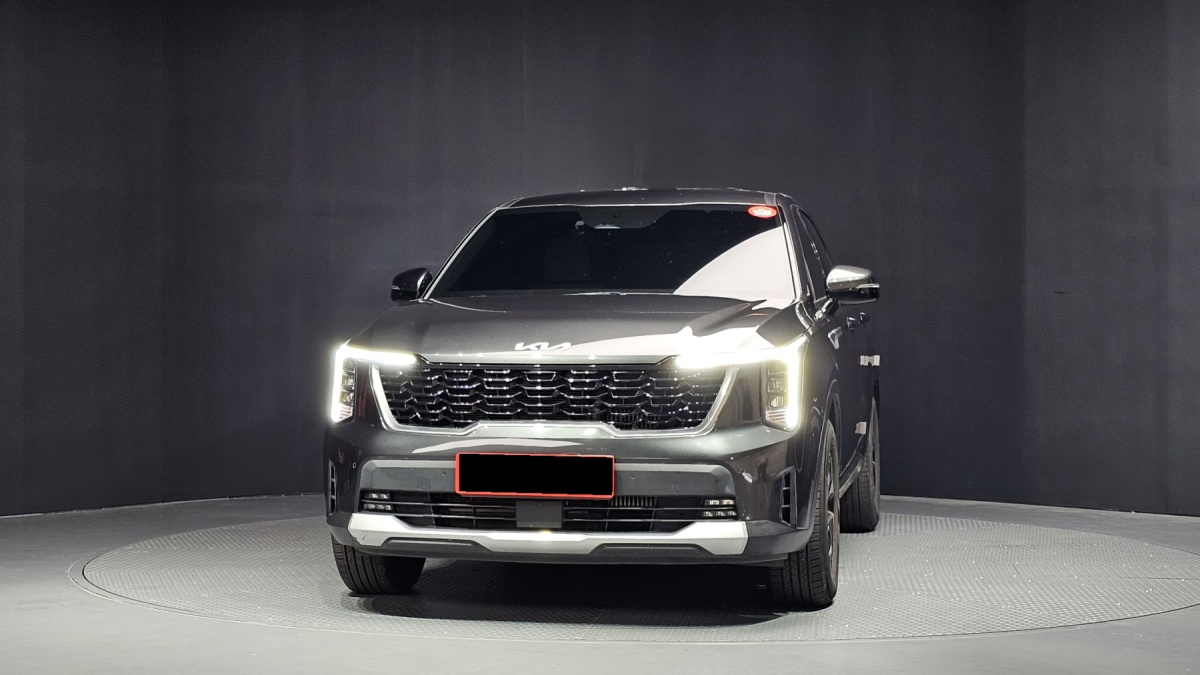 Kia Sorento, 2023 — фото 3 из 12