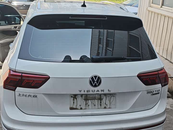 Volkswagen Tiguan L Pro, 2023 — фото 7 из 9