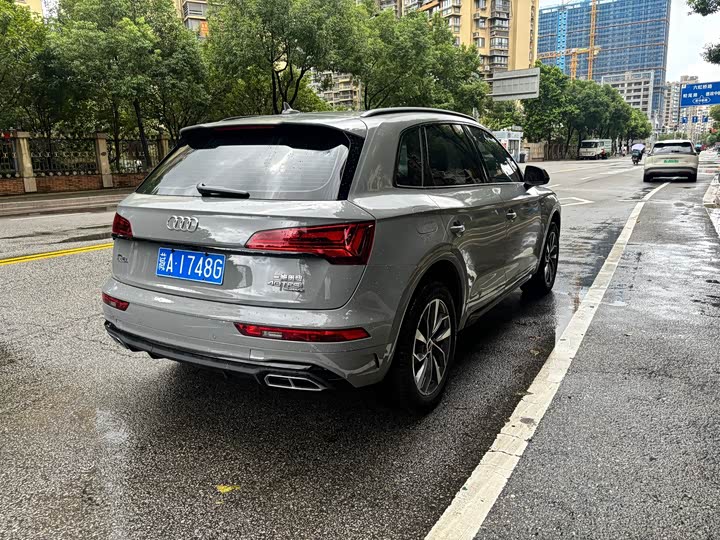 Audi Q5L, 2025 — фото 6 из 9