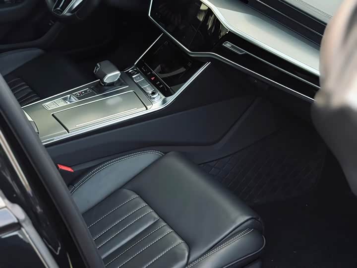 Audi A6L, 2023 — фото 8 из 9