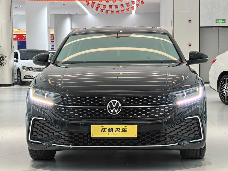 Volkswagen Passat, 2025 — фото 2 из 12
