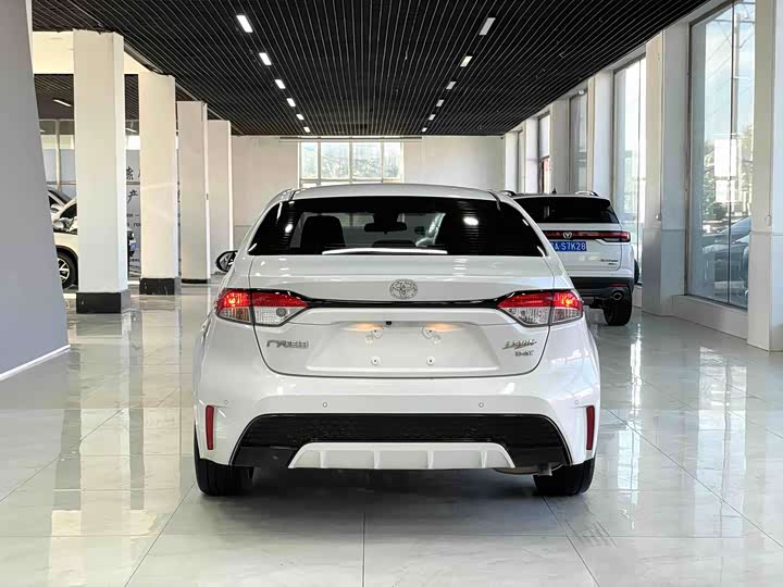 Toyota Levin, 2022 — фото 5 из 9