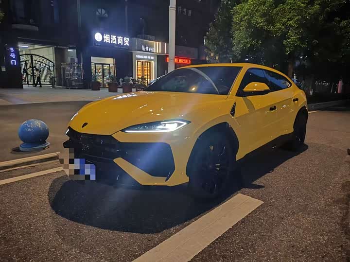 Lamborghini Urus SE, 2026 — купить в Туле под ключ