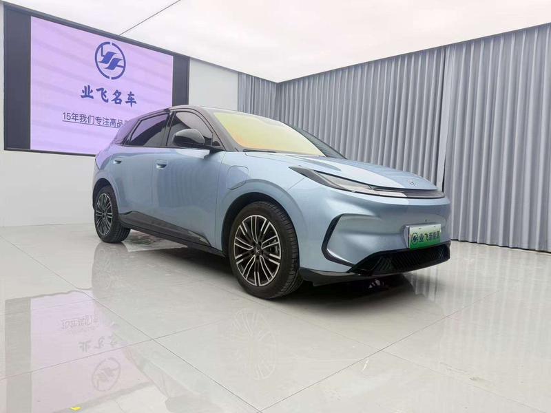 BAIC Arcfox T1, 2025 — фото 3 из 12
