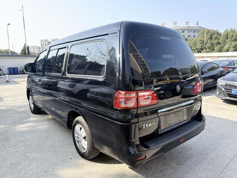 Dongfeng Forthing Lingzhi M5, 2023 — фото 4 из 10