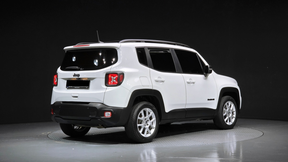 Jeep Renegade, 2022 — фото 2 из 12
