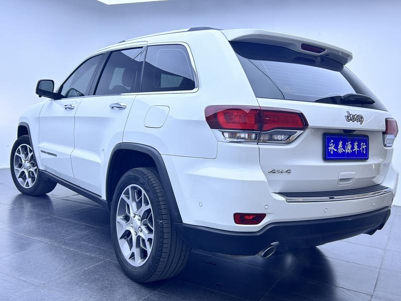 Jeep Grand Cherokee, 2022 — фото 4 из 12
