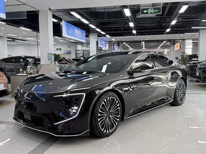 Avatr 12, 2025 — купить в Смоленске под ключ