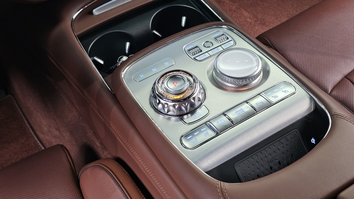 Genesis G90, 2022 — фото 9 из 12
