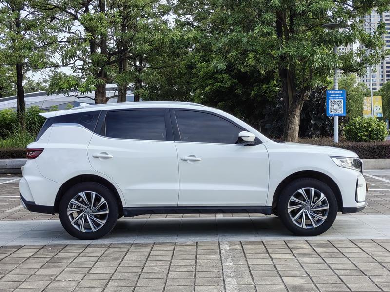 Geely Vision X6, 2022 — фото 7 из 12