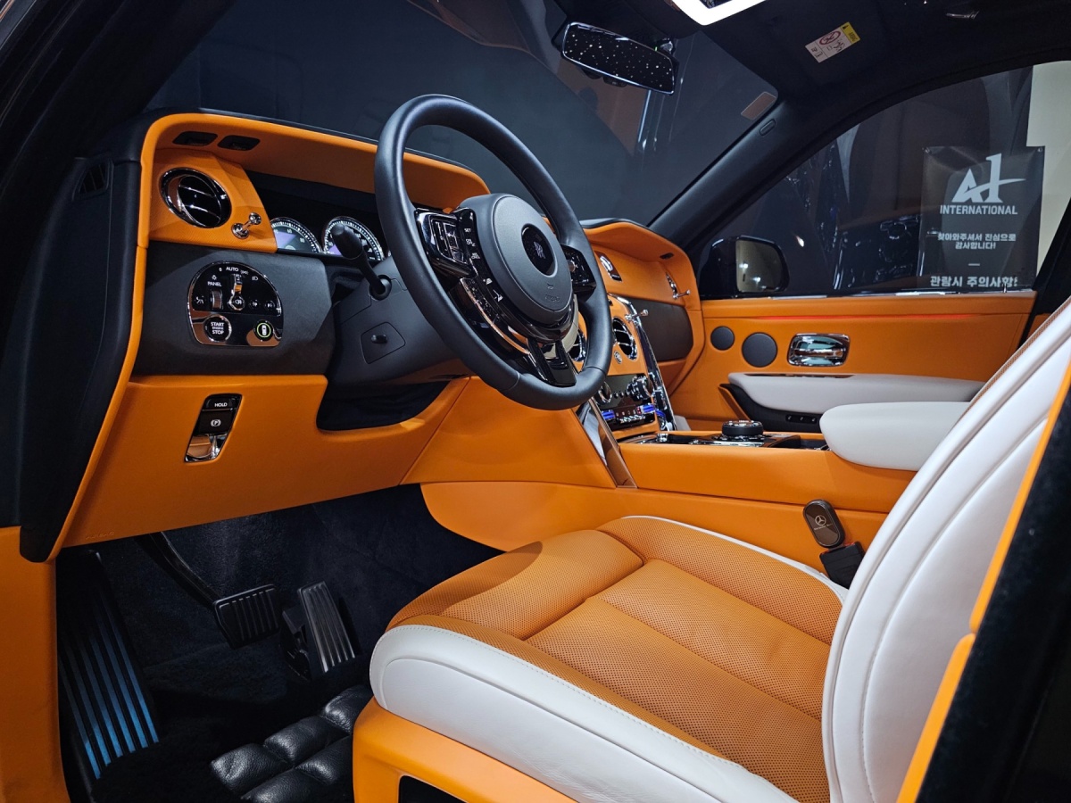 Rolls-Royce Cullinan, 2023 — фото 9 из 12