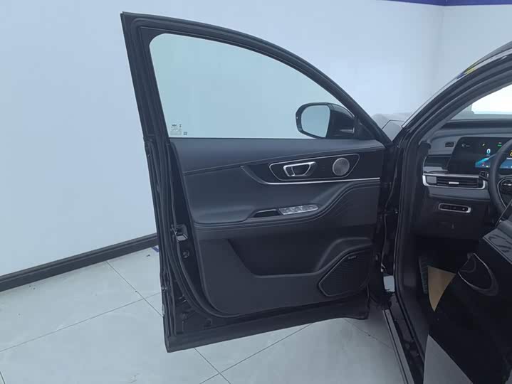 Chery Tiggo 7 Plus Hybrid, 2023 — фото 7 из 9