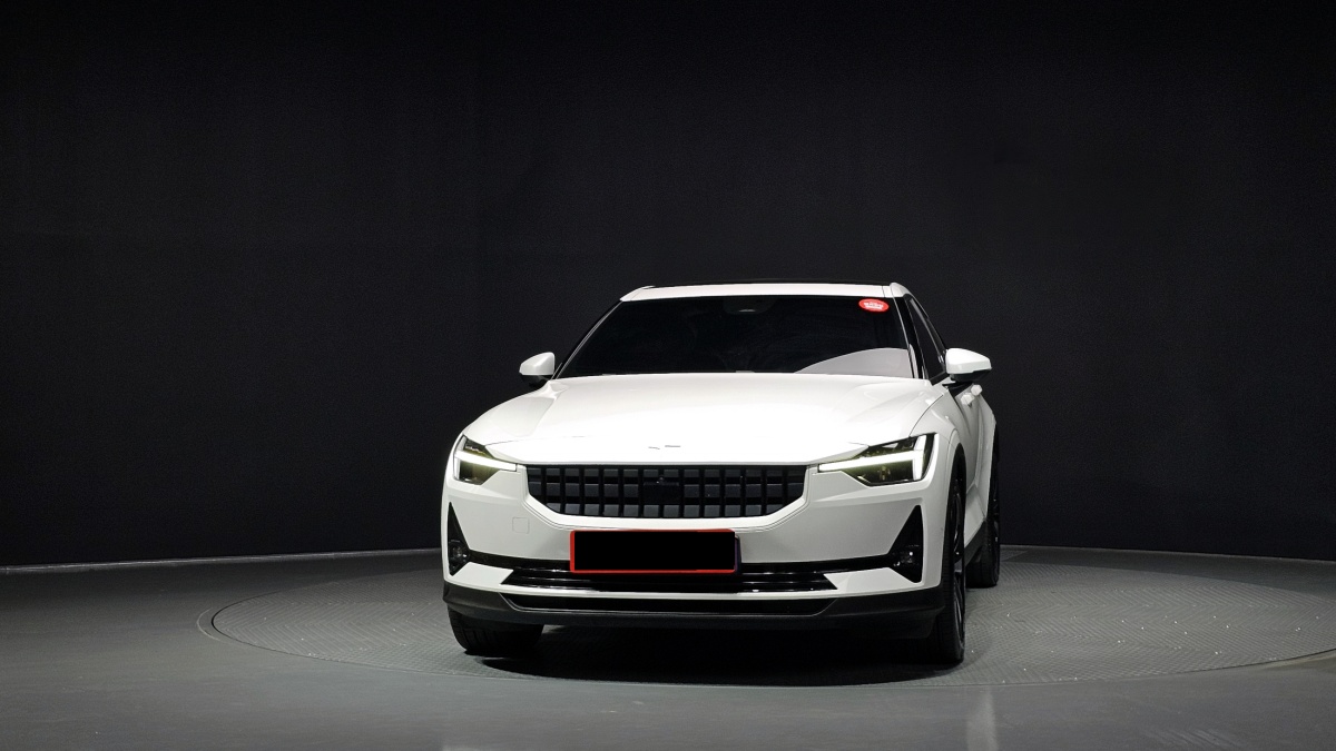 Polestar 2, 2022 — фото 3 из 12