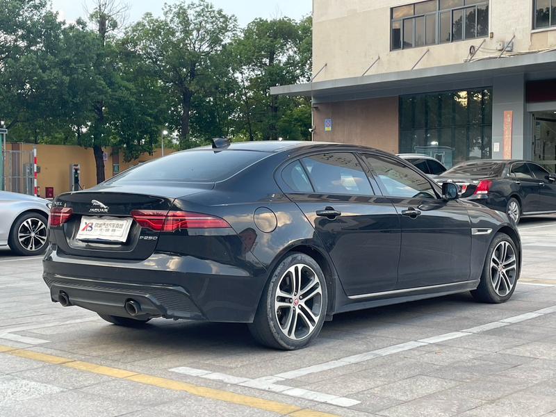Jaguar XE L, 2022 — фото 7 из 12