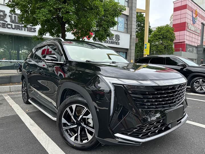 Geely Atlas L, 2024 — фото 3 из 9