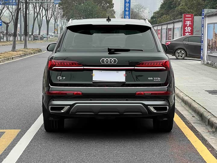 Audi Q7, 2023 — фото 4 из 9