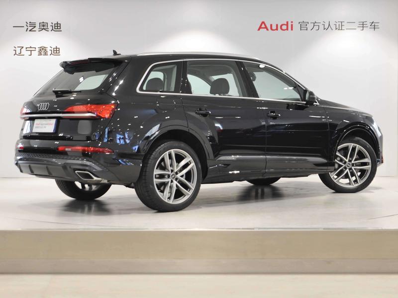Audi Q7, 2024 — фото 4 из 11