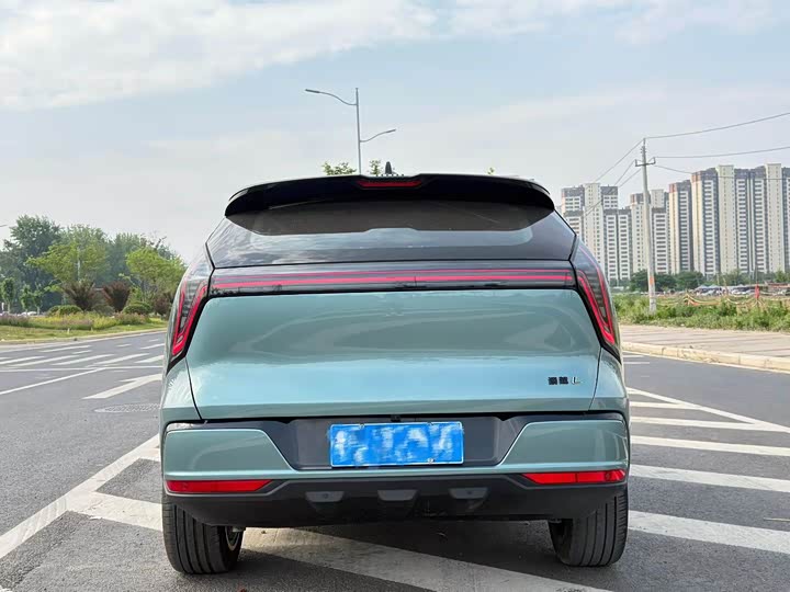 Geely Atlas L, 2025 — фото 9 из 9