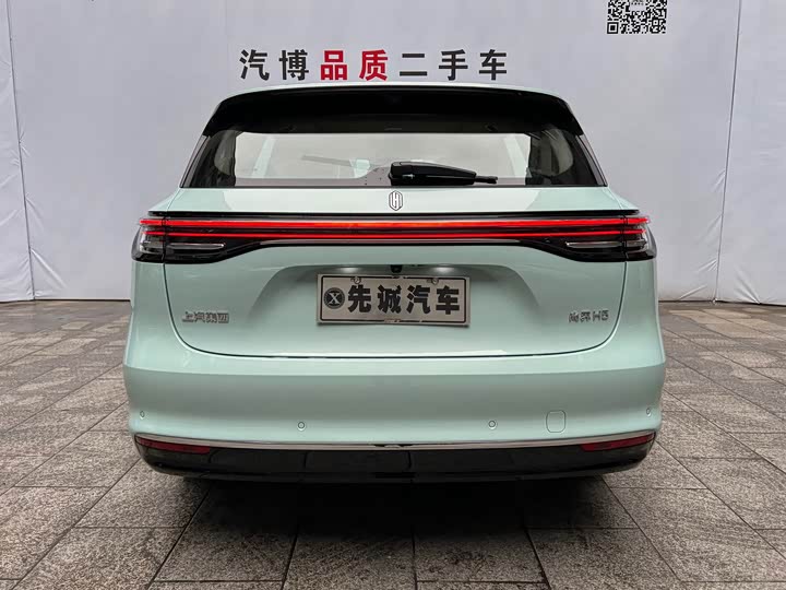 Shangjie (Huawei × SAIC) H5, 2026 — фото 7 из 9