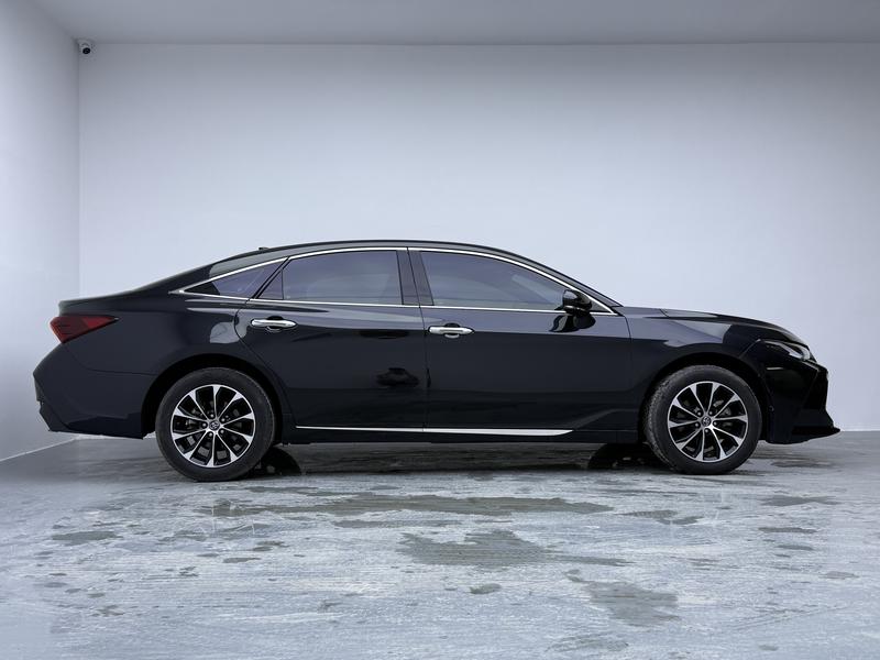 Toyota Avalon, 2023 — фото 8 из 12